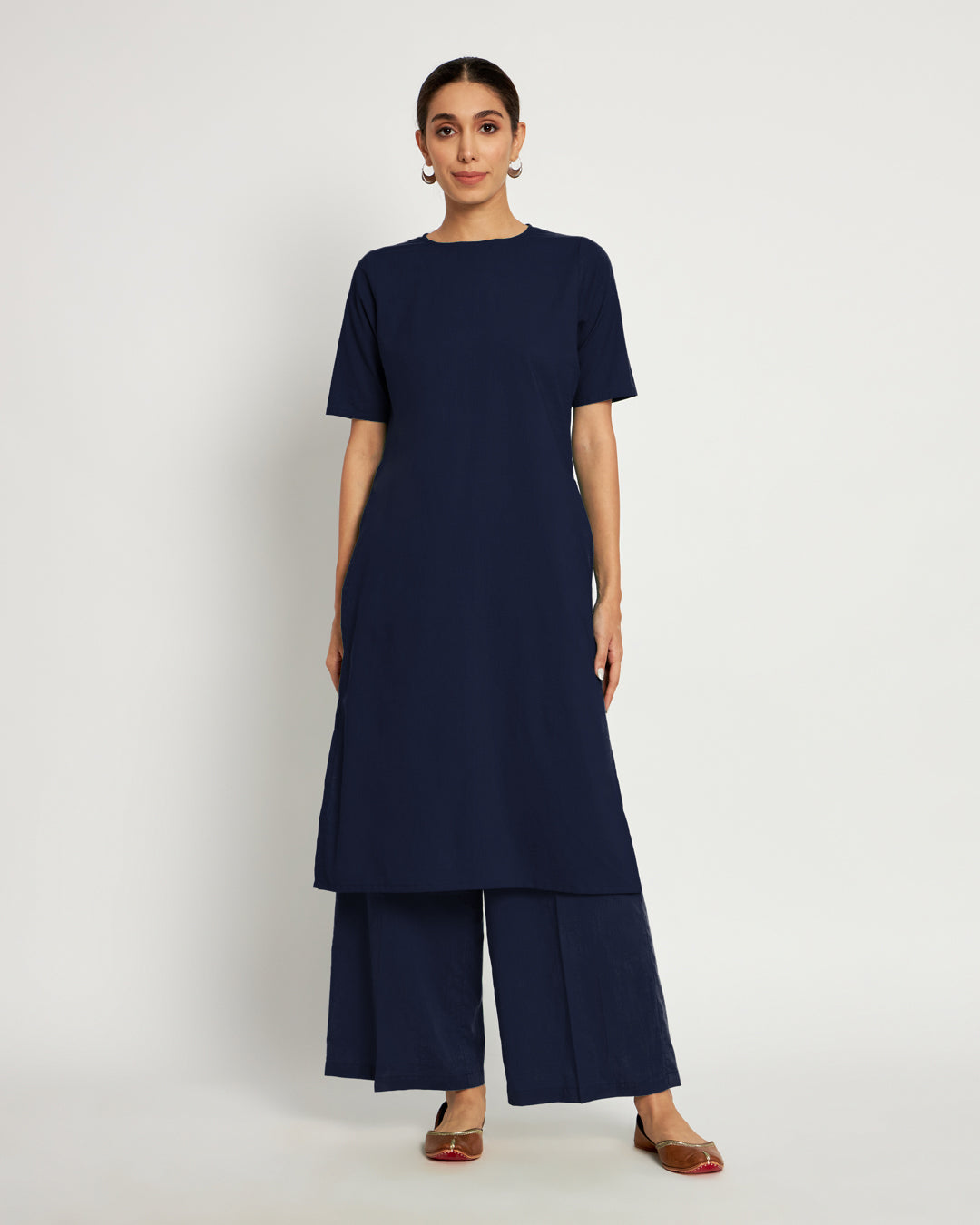 Midnight Blue Round Neck Long Solid Kurta (Without Bottoms)