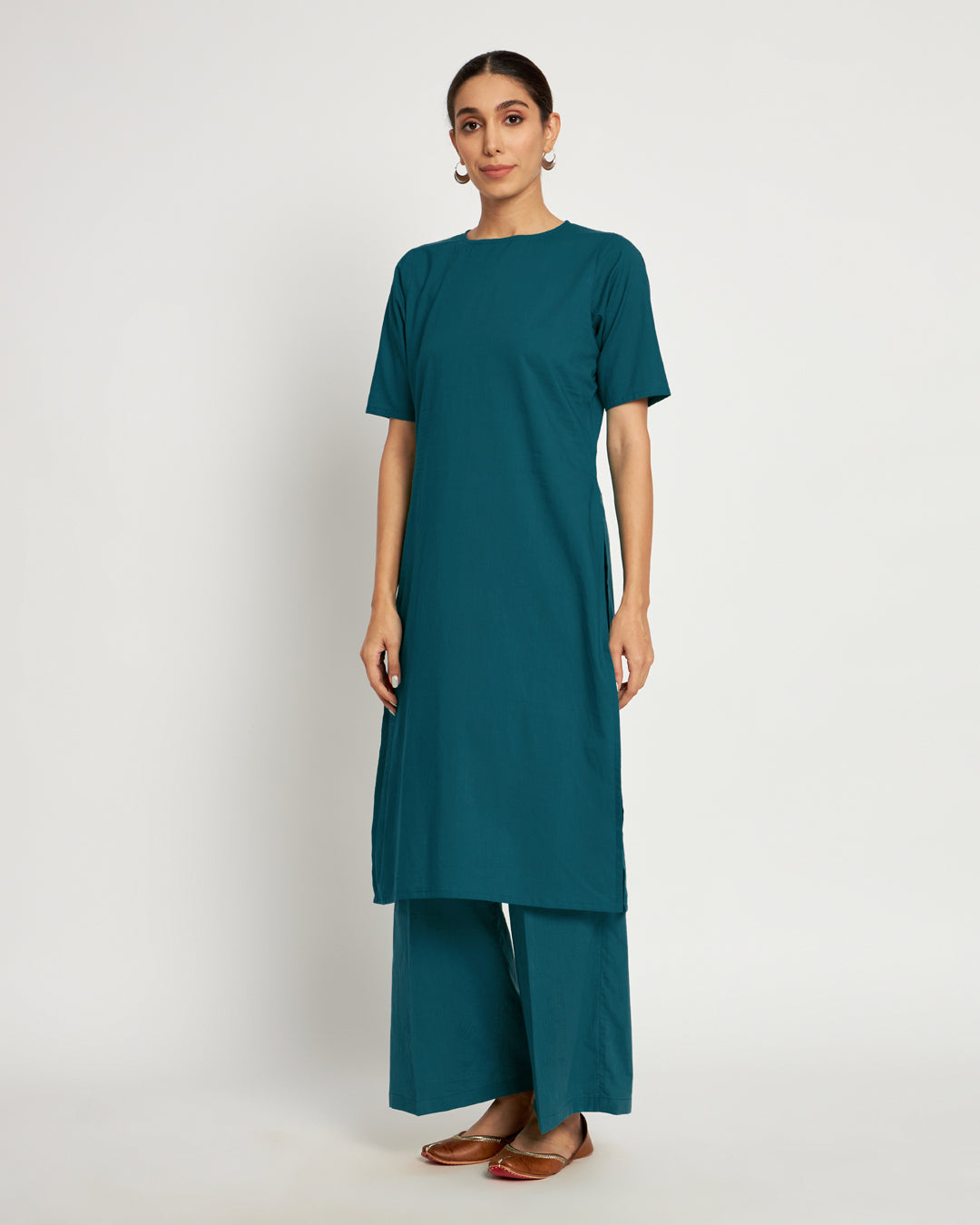 Deep Teal Round Neck Long Solid Kurta (Without Bottoms)